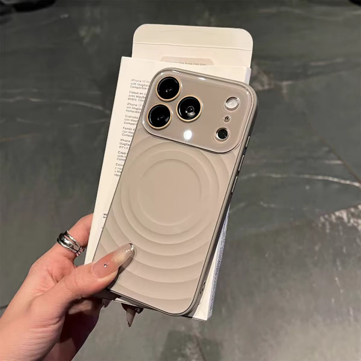 Wave Crystal Magsafe Case